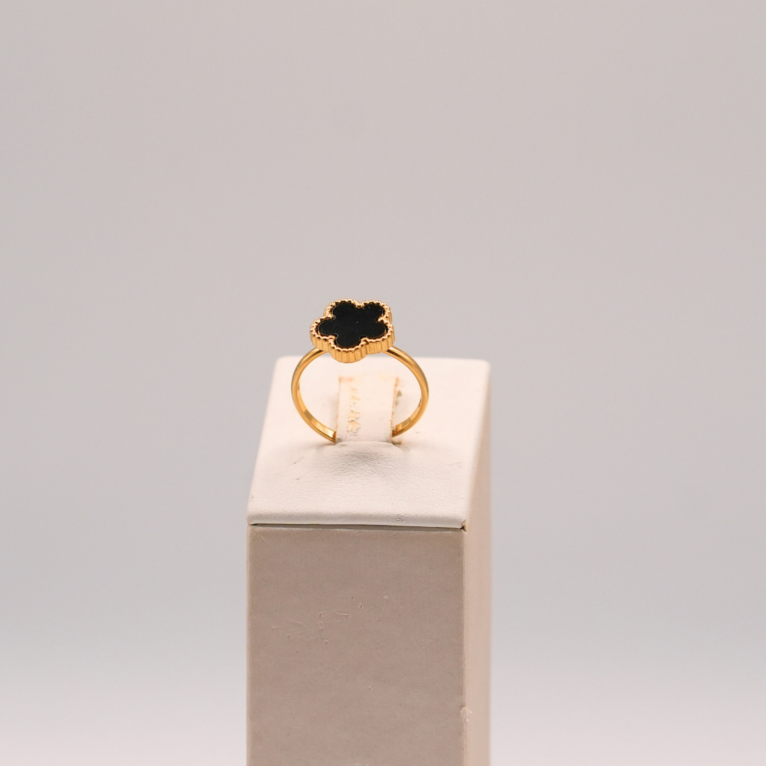 Anello Quadrifoglio Gold con Fiore Nero Regolabile