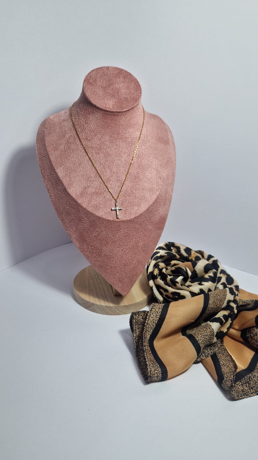 Collana Croce Gold con Strass