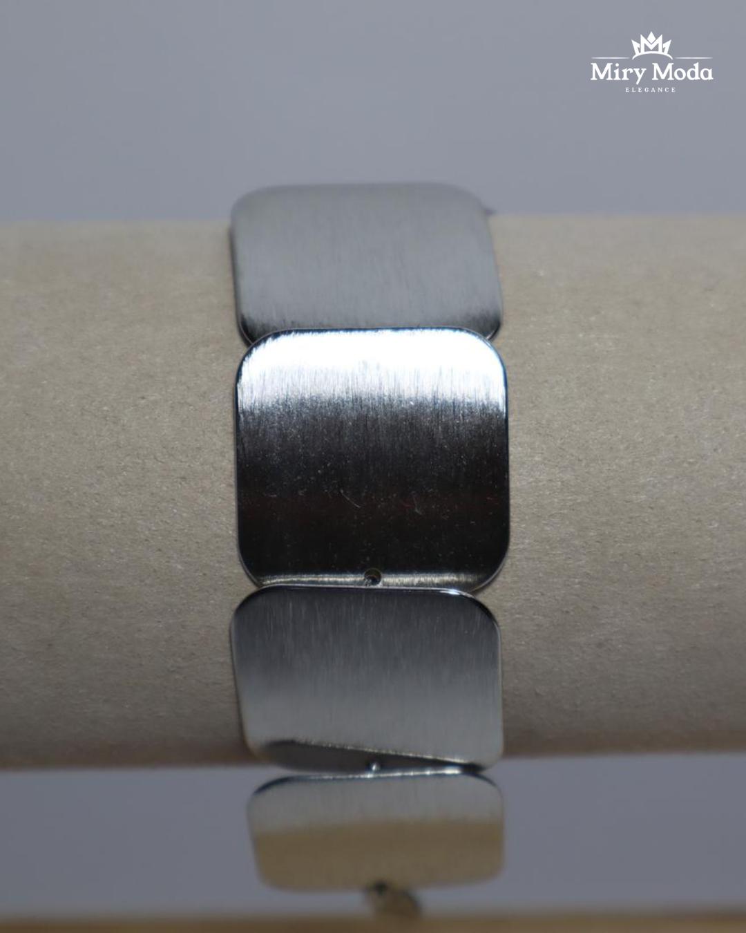 Bracciale in Acciaio Quadrato.