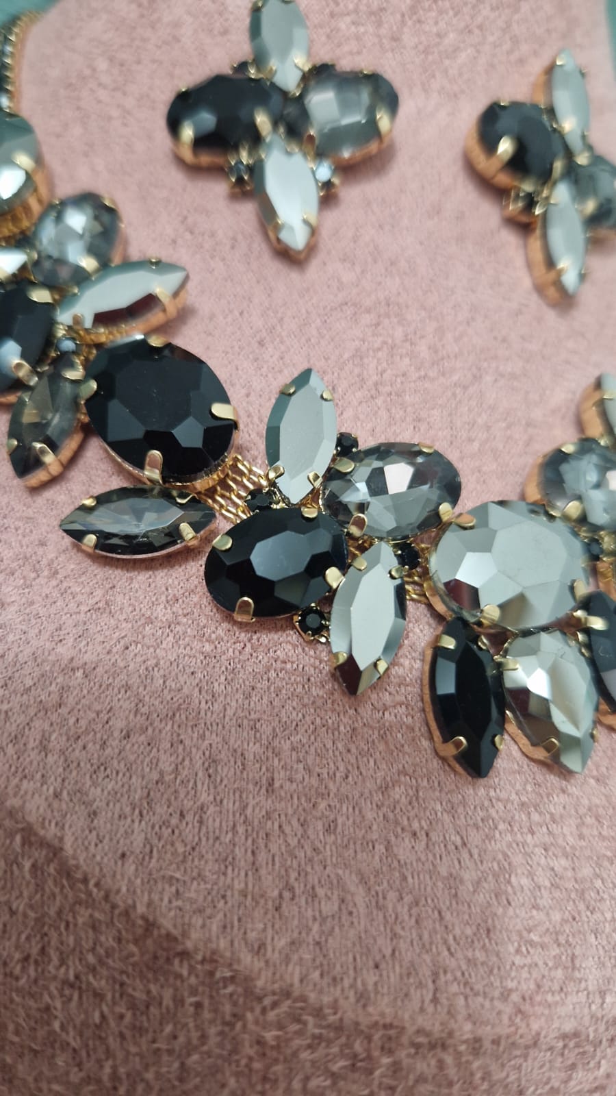Set Collana con Orecchini