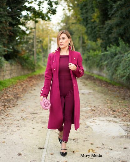 Cappotto Lungo con Bottoni Dorati