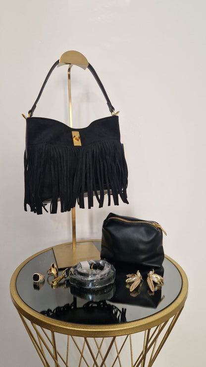 Borsa camoscio con frange.