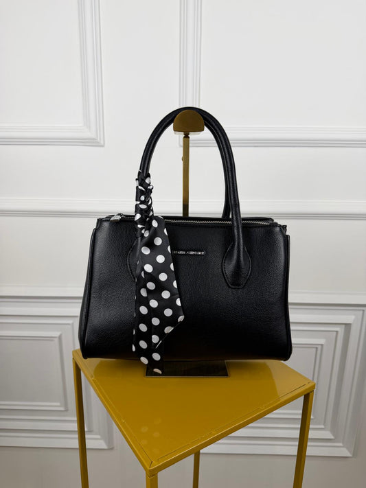 Regina Schreker Foulard